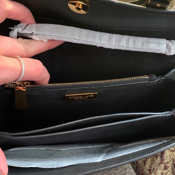 RARE❤️Authentic MK Collection Calf Leather L.Edition Crosby/Clutch/shoulder ❤️ - Picture 12 of 14